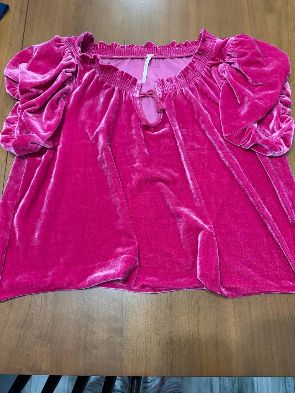 Free People Velvet Puff-Sleeve Blouse in Fuchsia